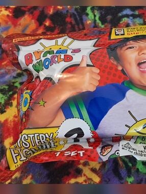 New Ryan's World Mystery Figure Surprise